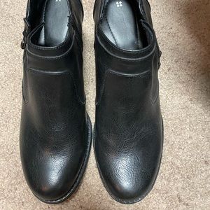 Womens Black Booties